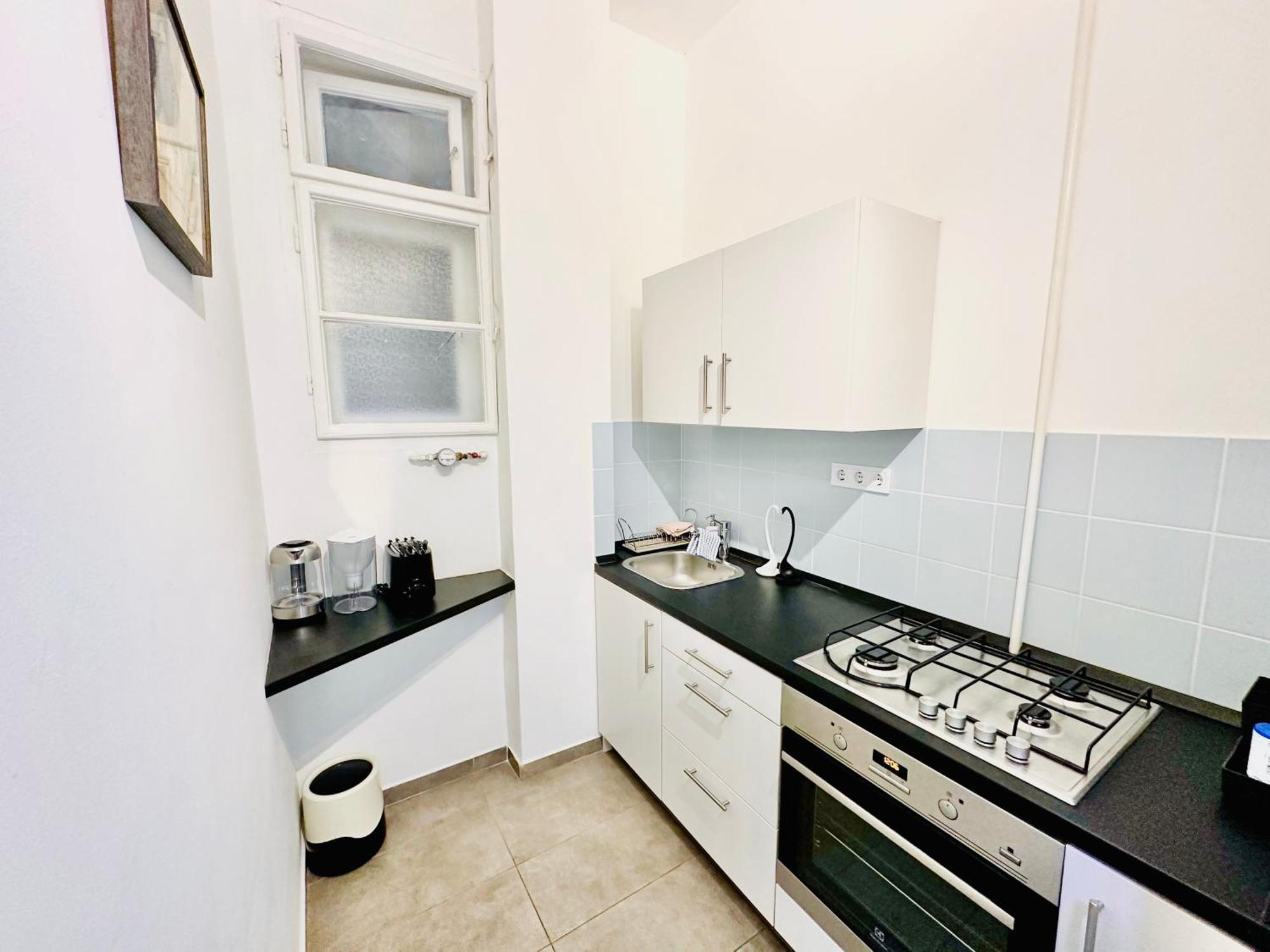 Sweet Spot-Ac, Near Metro, Free Wifi, City Centre Apartamento Budapest