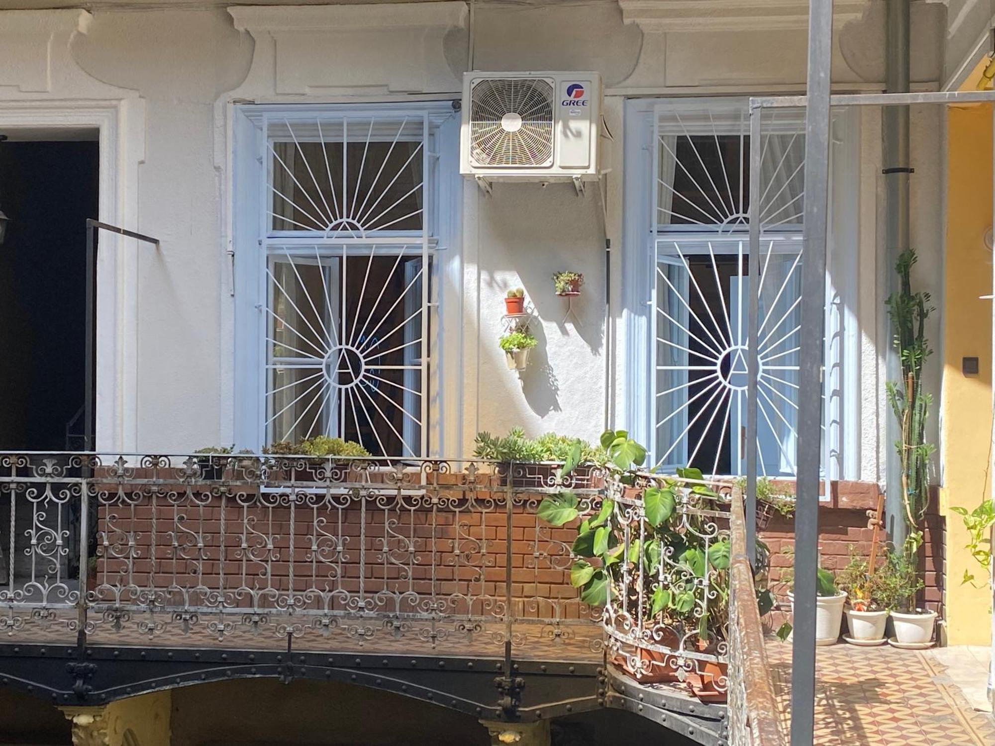 Sweet Spot-Ac, Near Metro, Free Wifi, City Centre Apartamento Budapest